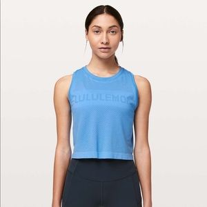 Lululemon Breeze By Muscle Crop Tank
